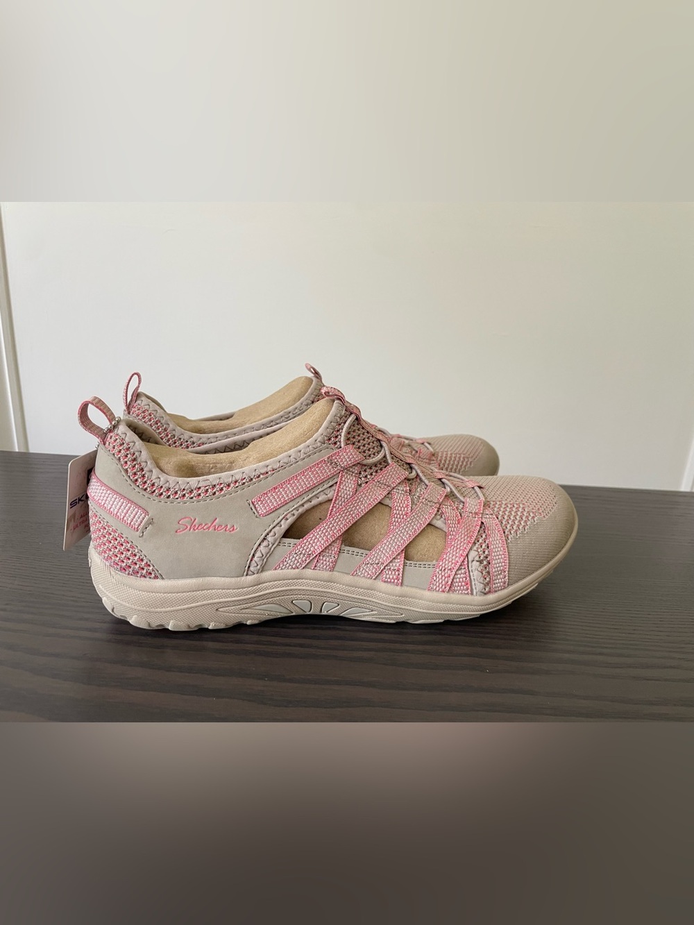 Skechers Women’s Reggae Fest Hooked Slip In Shoes